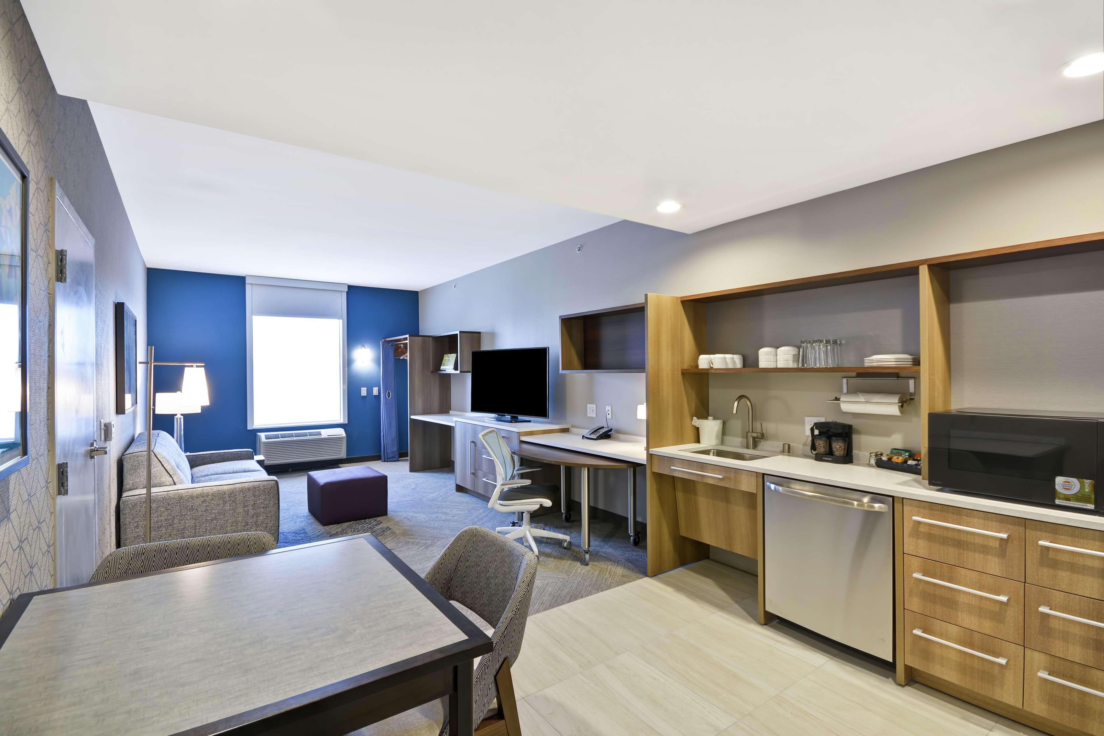 Home2 Suites Plano Legacy West Экстерьер фото
