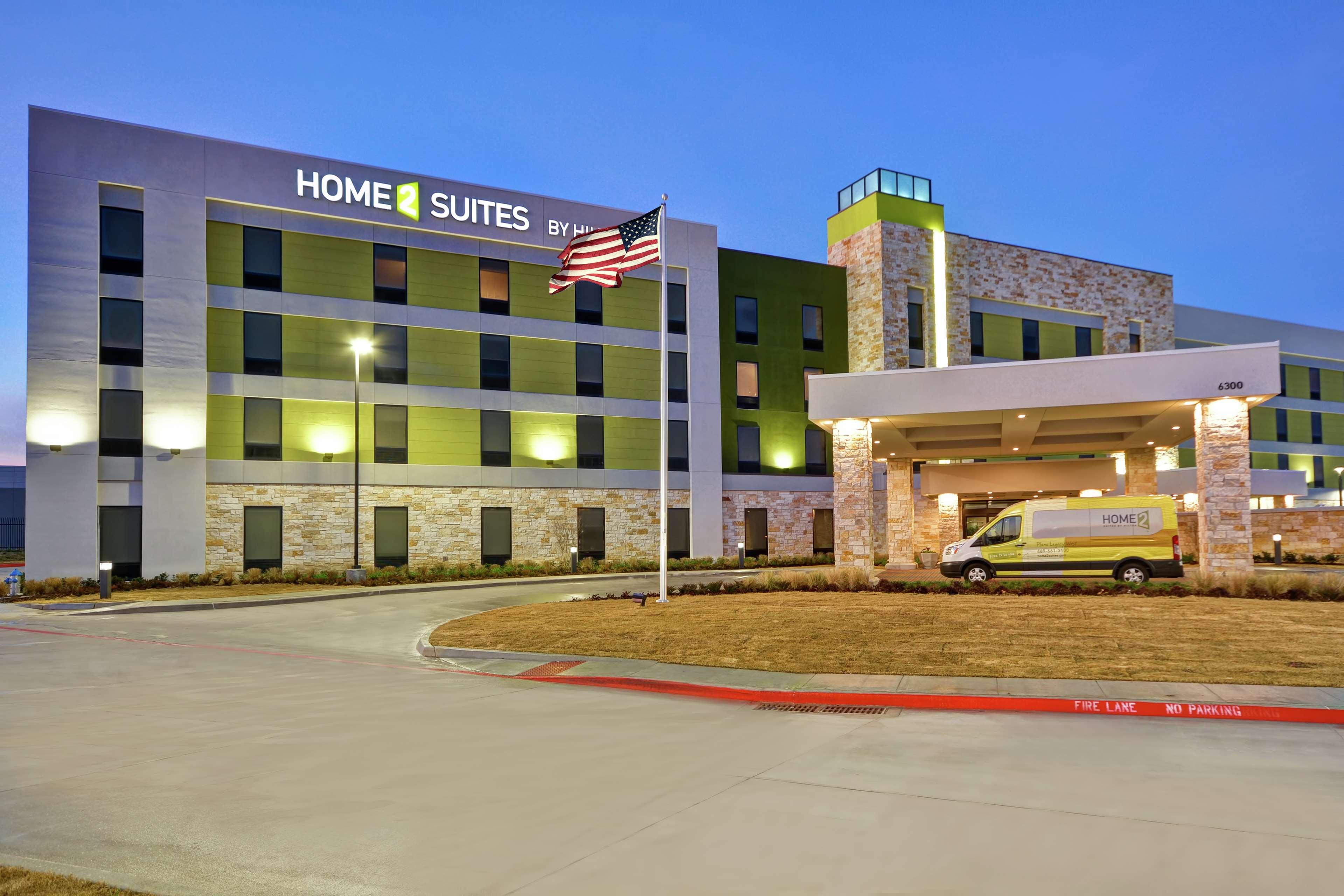 Home2 Suites Plano Legacy West Экстерьер фото
