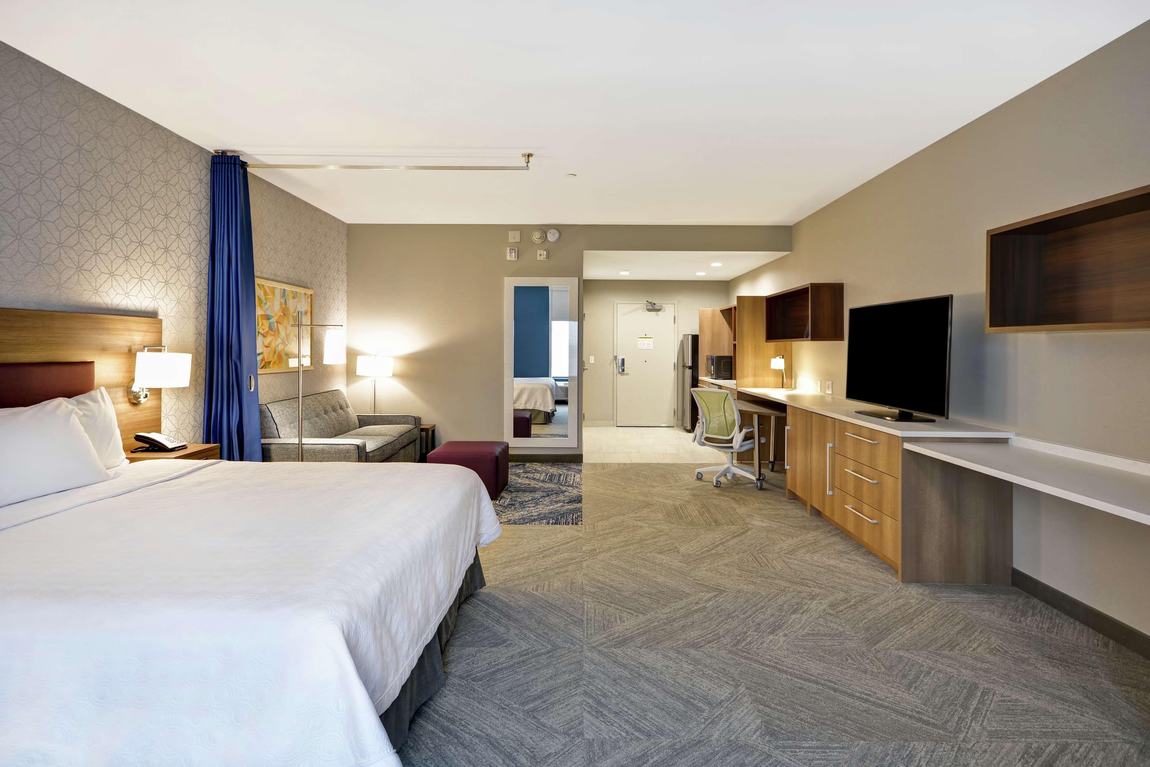 Home2 Suites Plano Legacy West Экстерьер фото