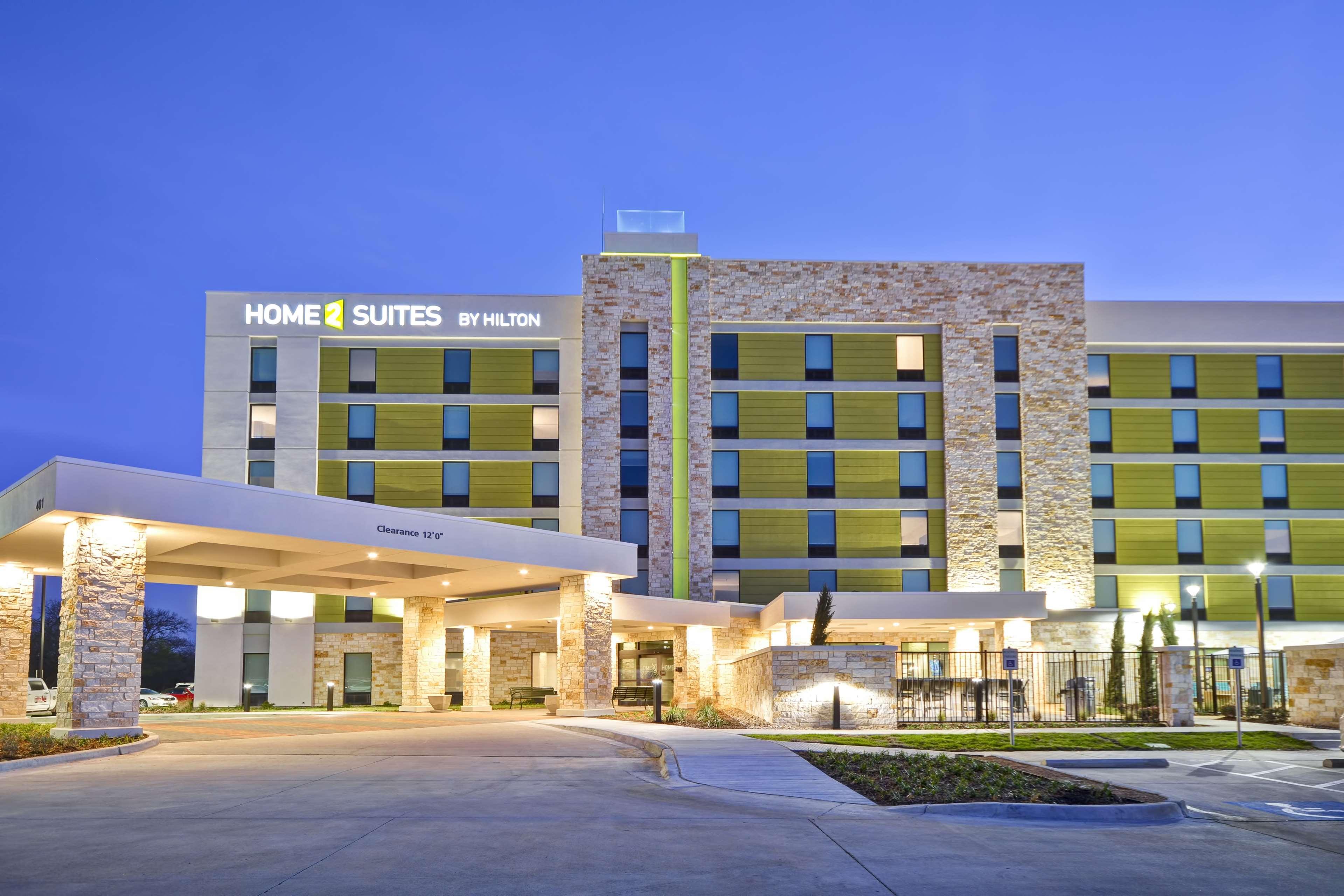 Home2 Suites Plano Legacy West Экстерьер фото