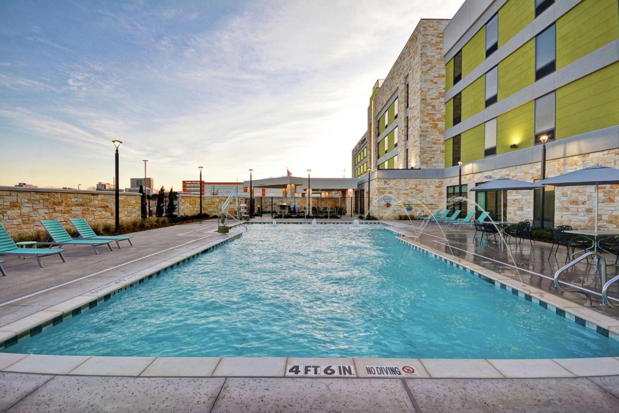 Home2 Suites Plano Legacy West Экстерьер фото